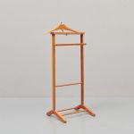 481529 Valet stand